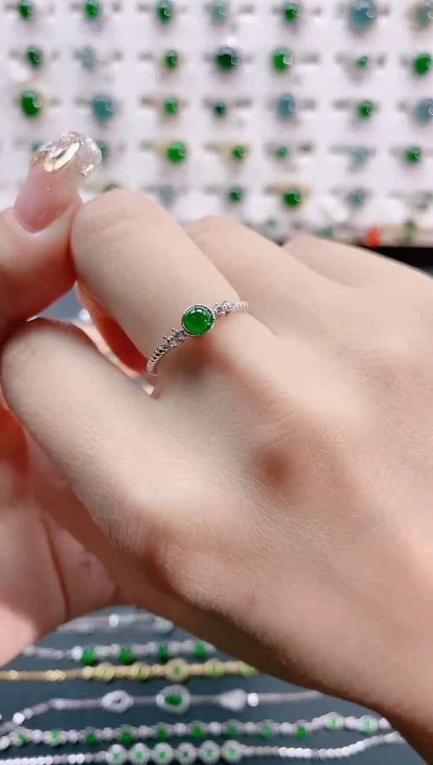 【闪购商品】翡翠戒指银S925镶嵌天然翡翠