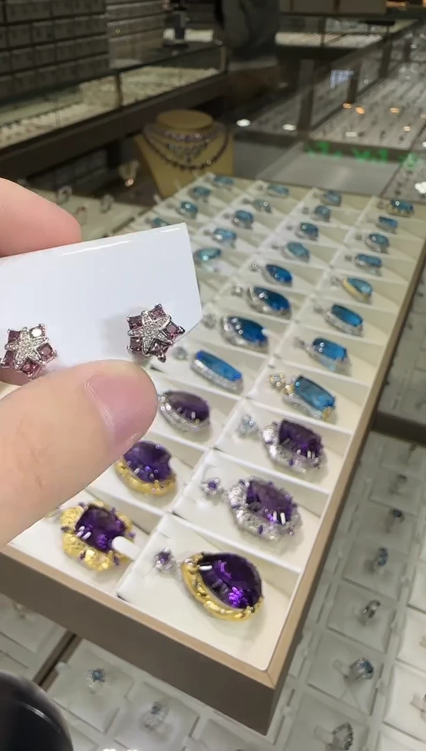 银S925镶嵌耳饰石榴石耳钉11mm