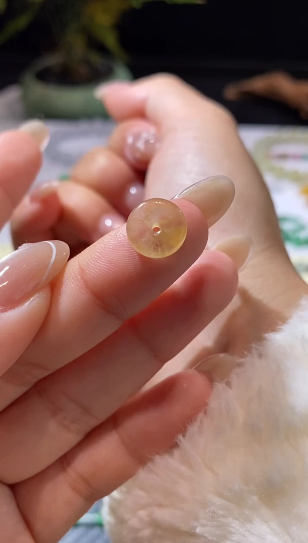 未镶嵌定制翡翠卡9.6平安扣     680+68