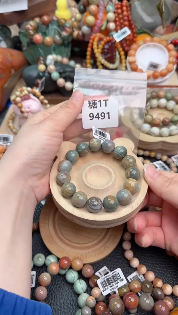 【闪购商品】石英质玉手链未镶嵌1T9491