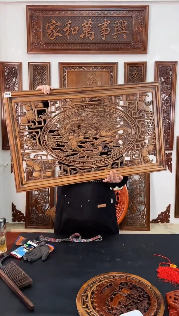 【闪购商品】香樟木木雕100*60  龙凤呈祥老货处理不退不换