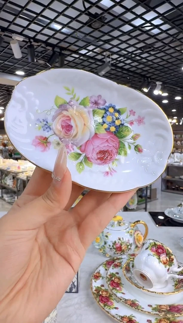 骨瓷娜娜中古瓷器如图所示155