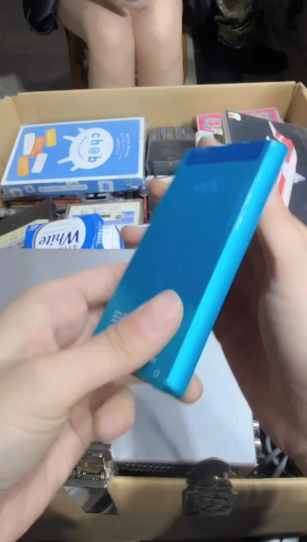 瓷片一****福   120中古商品，瑕疵品，不保好坏。