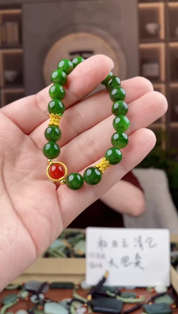 颈饰未镶嵌和田玉拍一发一，多样性发货