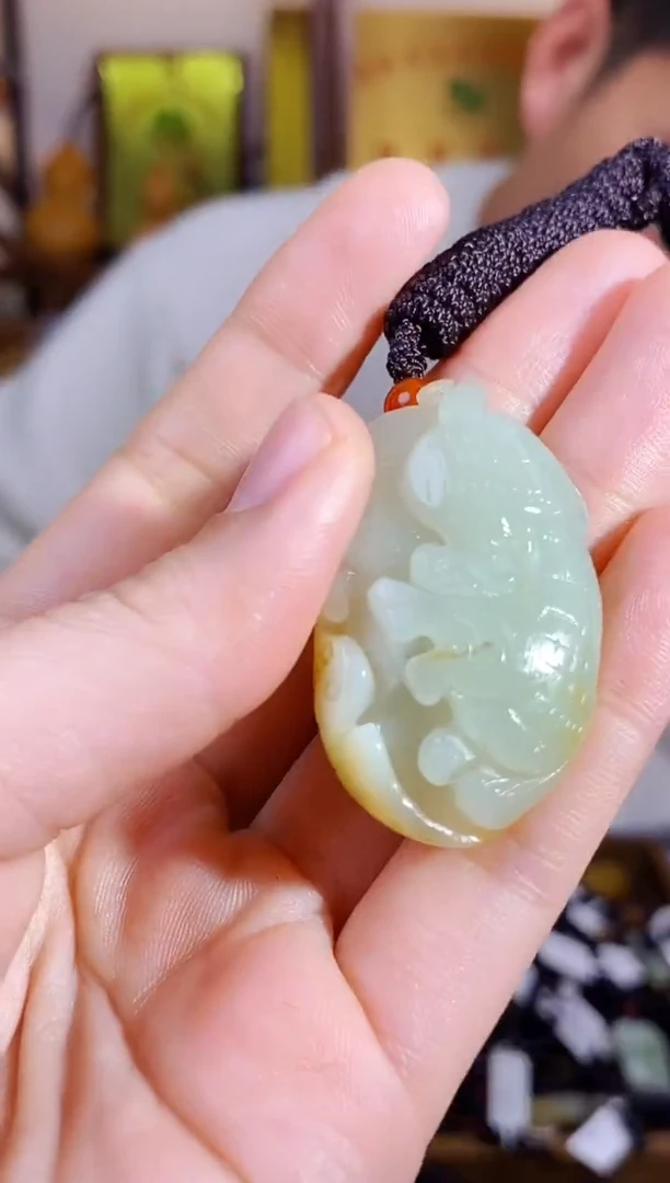 【闪购商品】和田玉颈饰未镶嵌1