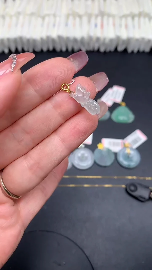 翡翠18K金镶嵌吊坠(不含链)MS180787