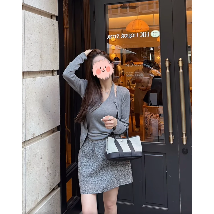 小香风休闲气质套装裙2025新款爆款针织开衫背心半身裙子三件套装