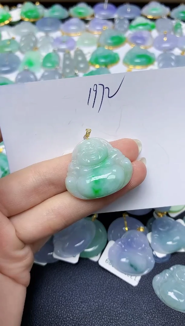 翡翠18K金镶嵌颈饰 天然缅甸翡翠A货