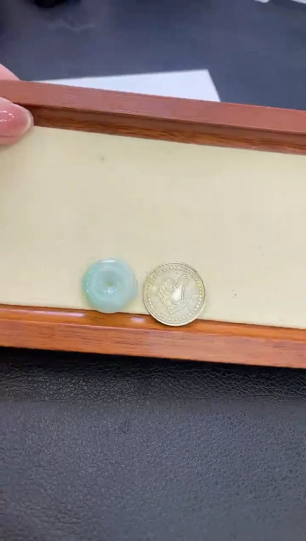 【闪购商品】翡翠吊坠(不含链)未镶嵌吊坠