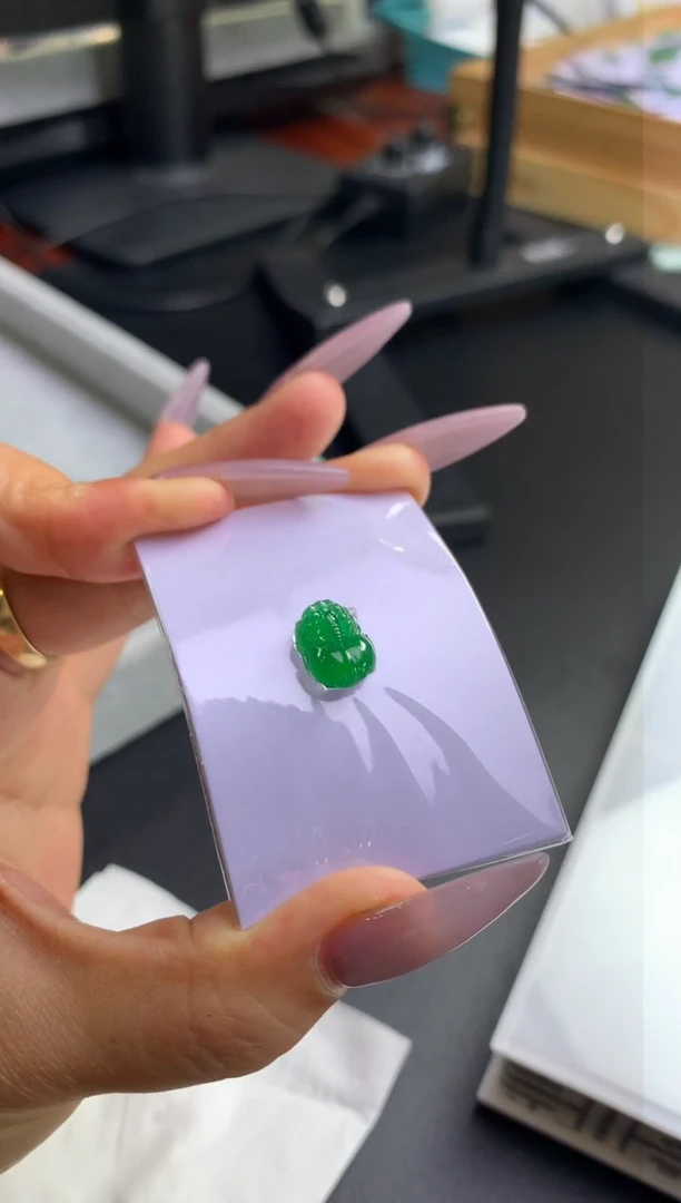 定制翡翠未镶嵌翡翠