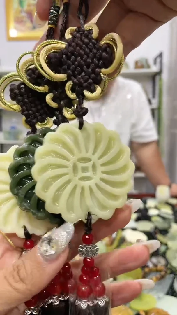 岫玉未镶嵌车挂 多样性发货其中发一件