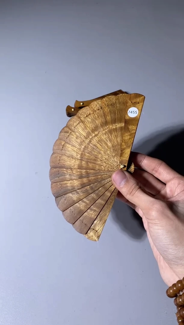 【闪购商品】金丝楠745号10cm金丝楠迷你扇