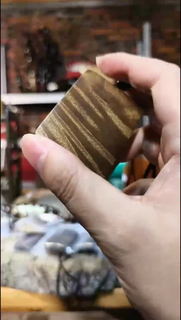 金丝楠无事牌脖挂