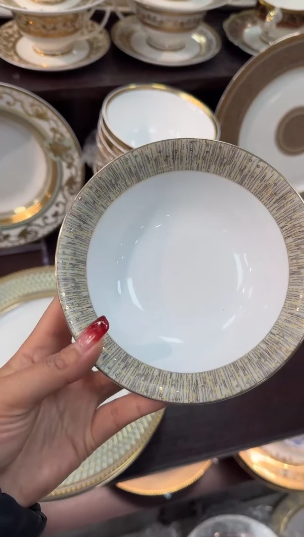 【闪购商品】瓷片5.5英寸水果碗 1个 瑕 福利价