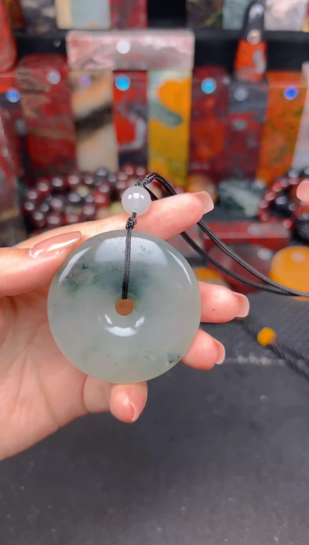 玉爱*游桂林鸡血玉平安扣