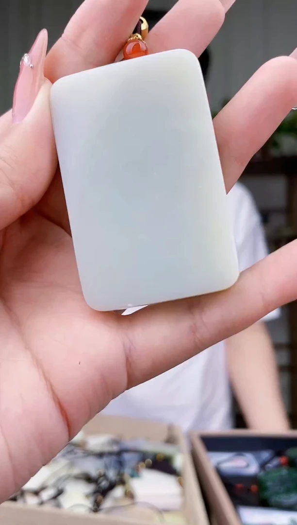 和田玉未镶嵌挂件拍一发一，多样性发货！
