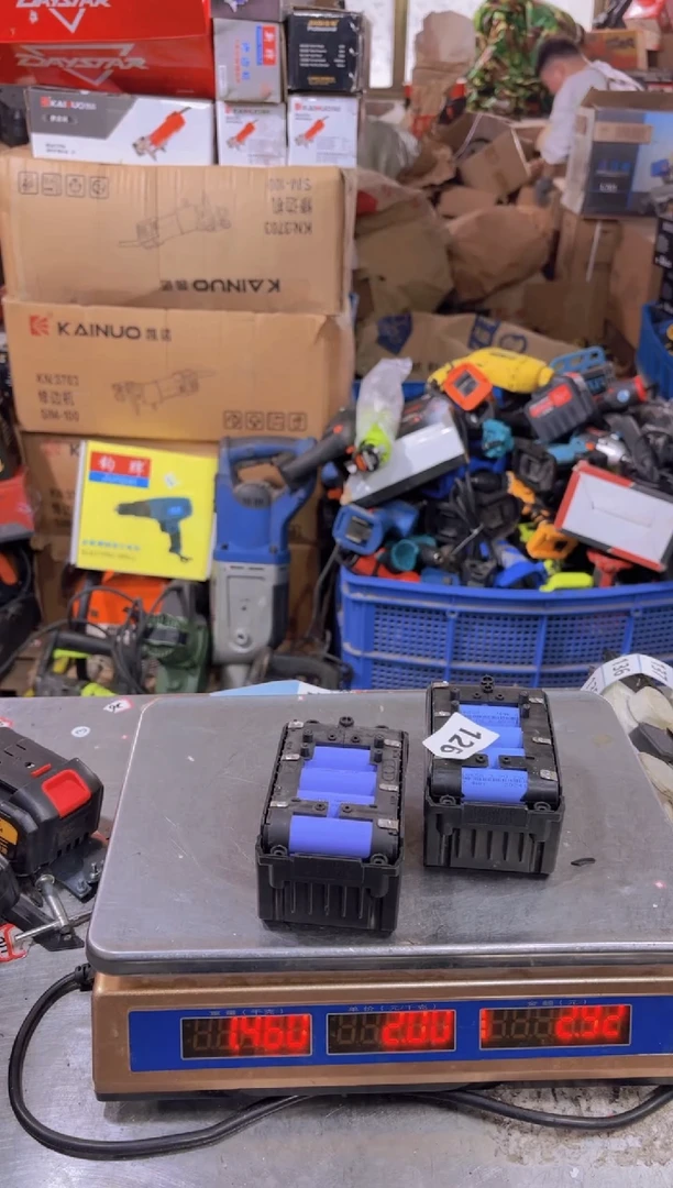 霸***柔二手废电池坏的不能用！没有运费险126