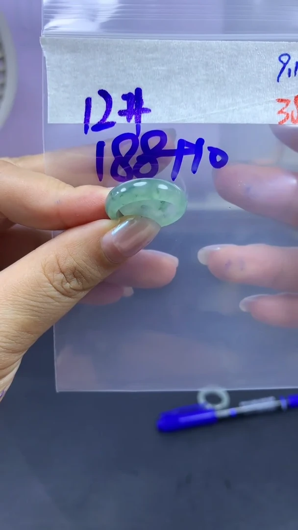 未镶嵌定制翡翠毛货需精细抛光拍一发一