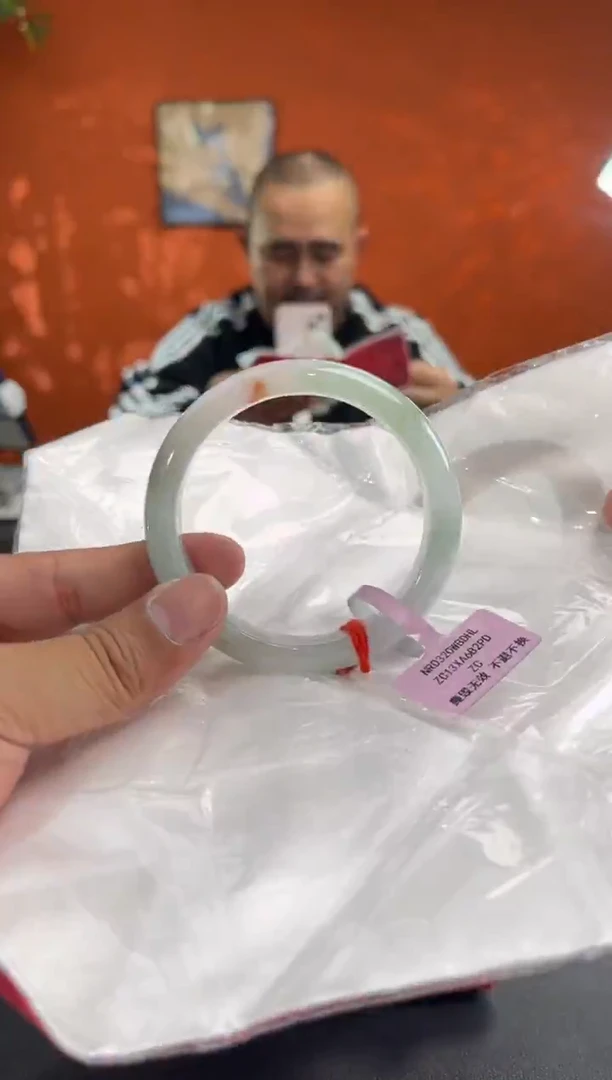 未镶嵌手镯翡翠8 58