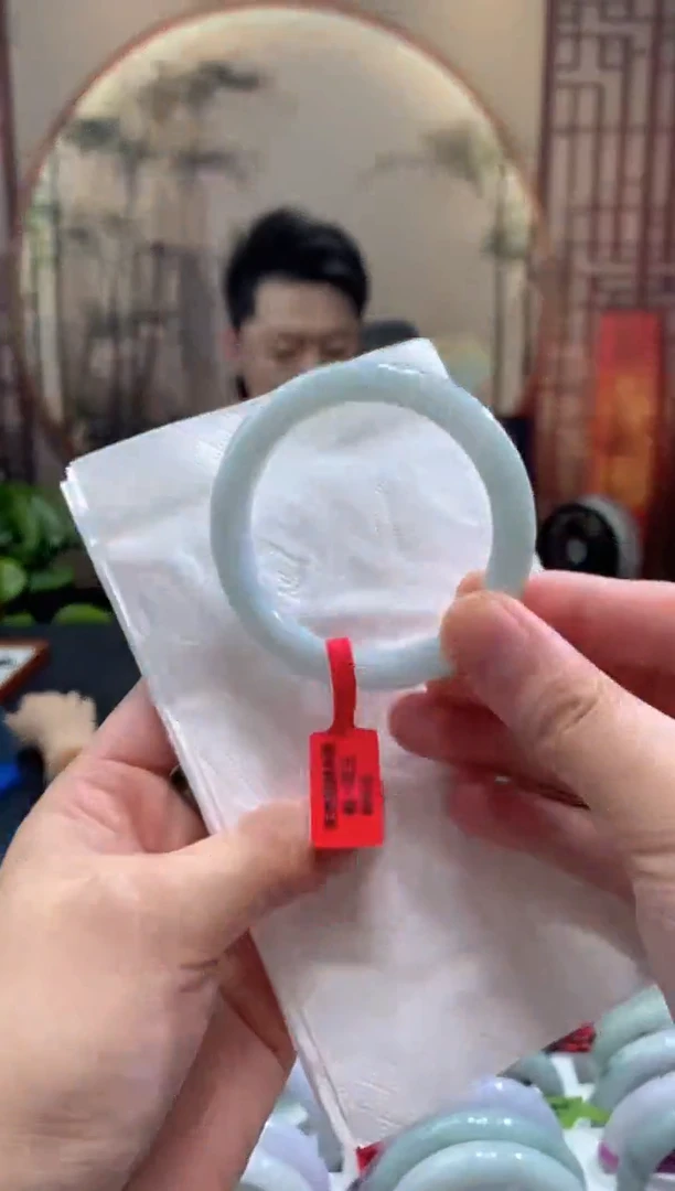 未镶嵌手镯翡翠000071233