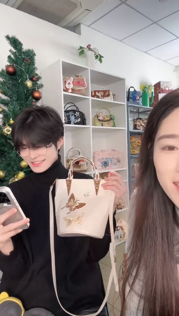 PU必灵手工潮包包