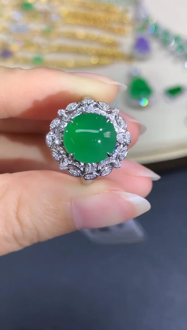 18K金镶嵌戒指翡翠戒指|13800