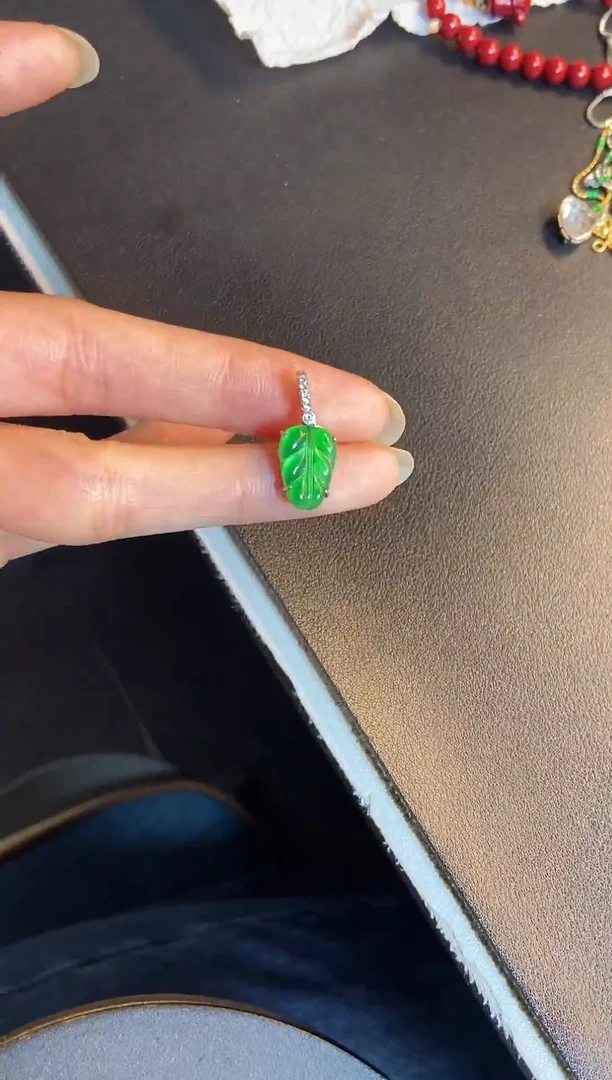 吊坠(不含链)银S925镶嵌翡翠1