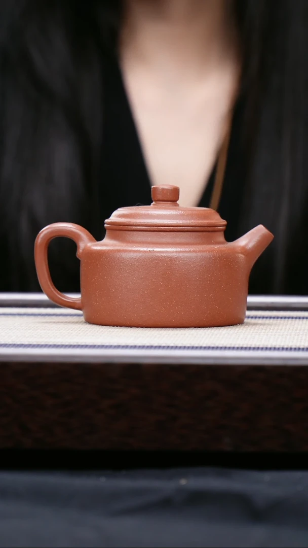 【闪购商品】紫砂茶壶红降坡 德中壶