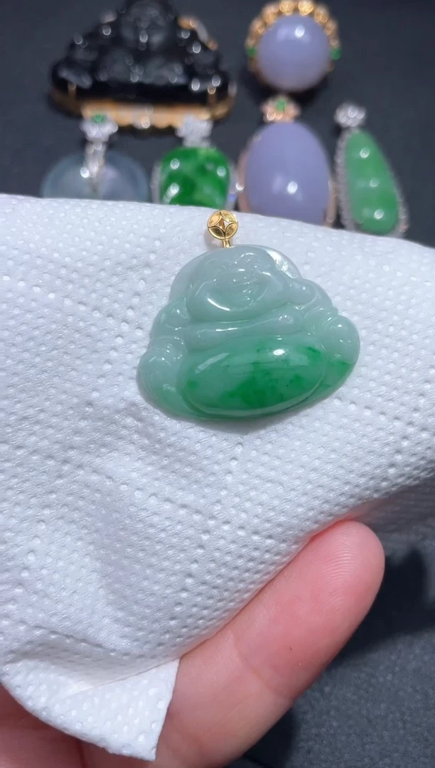 颈饰18K金镶嵌翡翠6.......