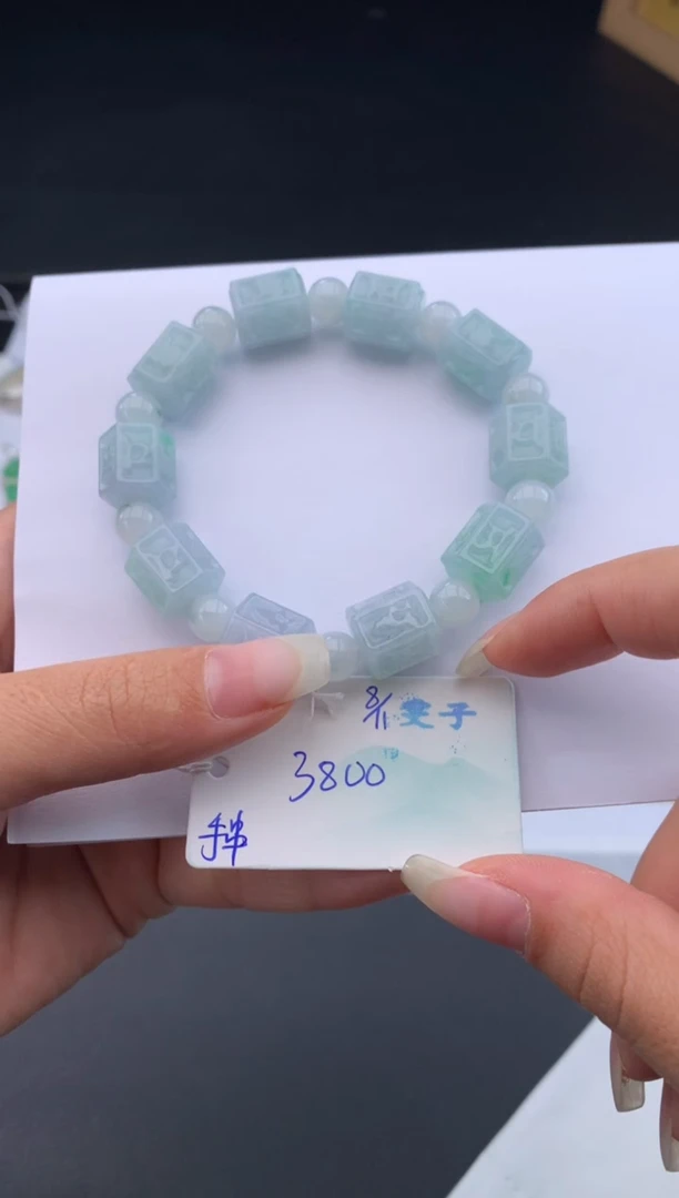 未镶嵌手串翡翠翡翠自带#送人#，假一赔三