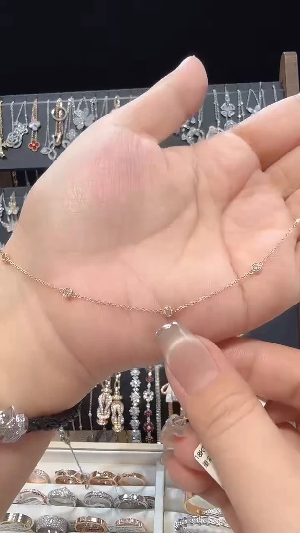 18K金镶嵌实验室培育钻石项链