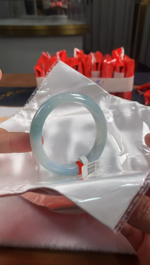 未镶嵌定制翡翠5079毛货不退不换 55-56圈