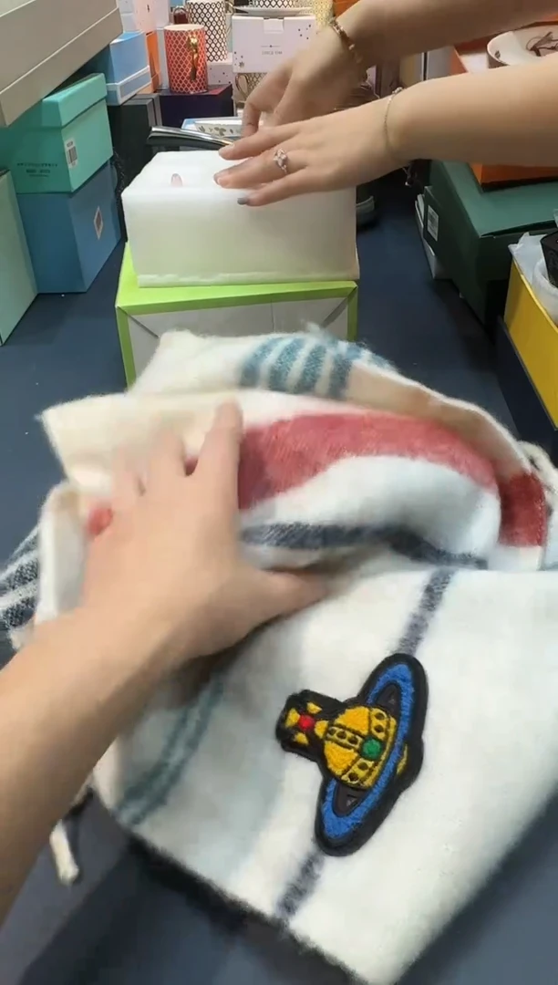 【闪购商品】碗EB15全场正品，京东包邮