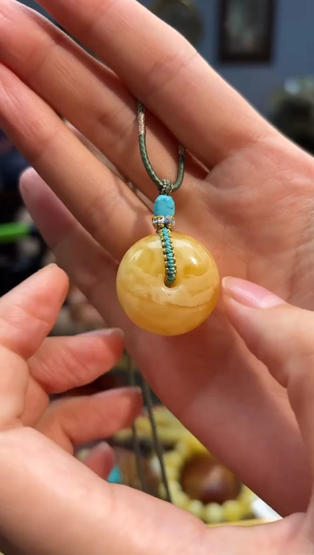 蜜蜡颈饰未镶嵌吊坠