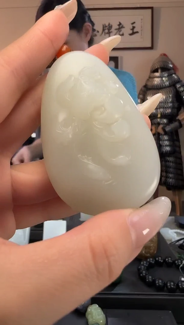 颈饰未镶嵌和田玉白玉吊坠