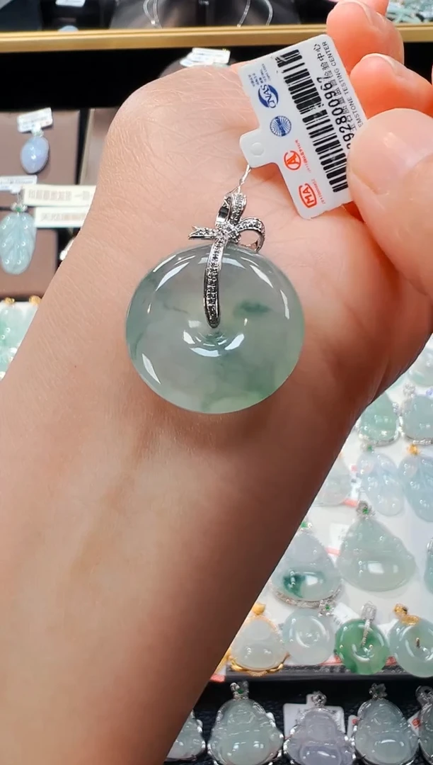 【闪购商品】翡翠吊坠(不含链)18K金镶嵌平安扣吊坠967