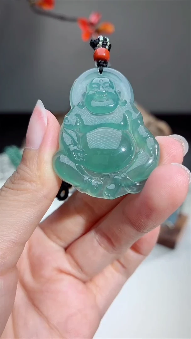 翡翠挂件未镶嵌天然A货翡翠-逍遥佛