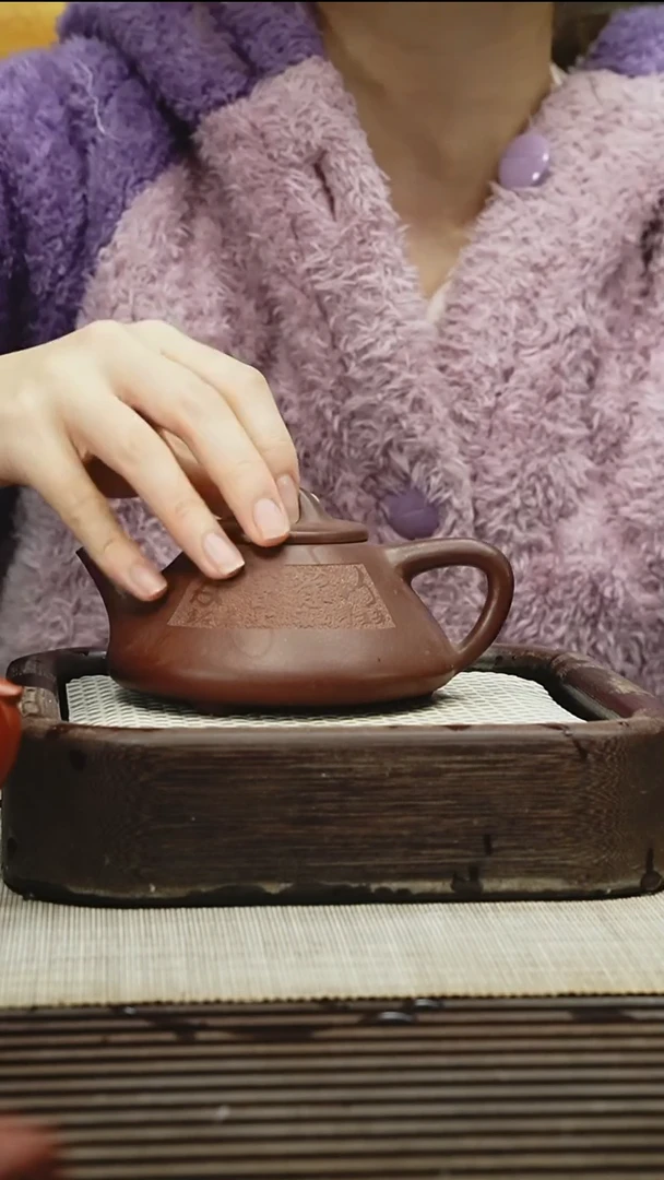 茶壶紫砂240CC