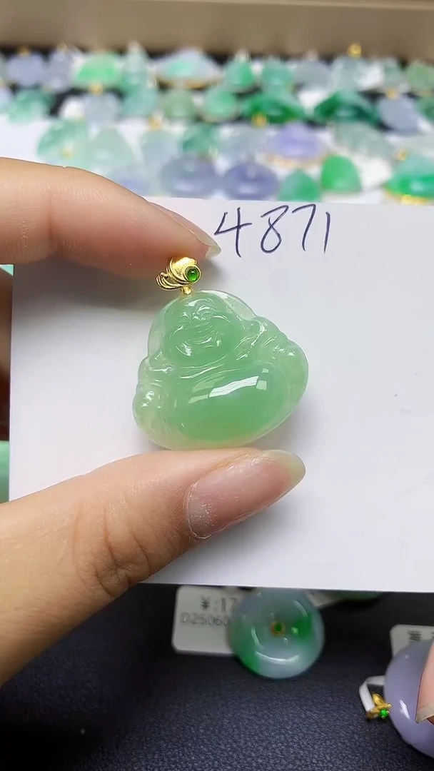 翡翠未镶嵌颈饰天然缅甸翡翠A货