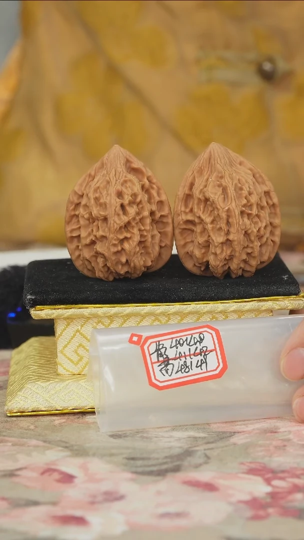 把件文玩核桃鸡心