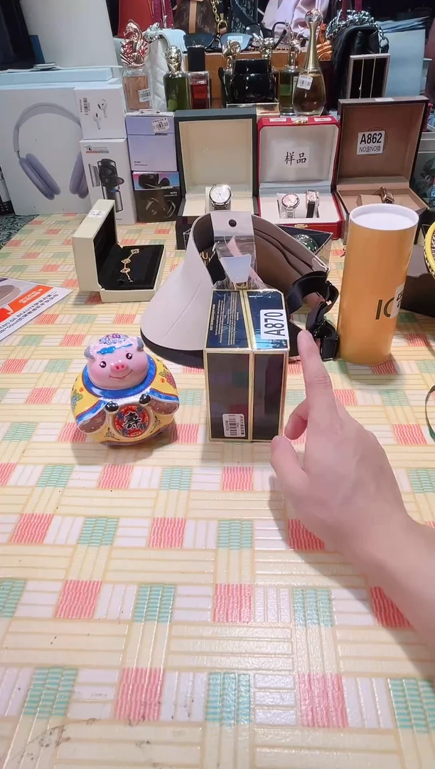 瓷片瓷器 库房到期 全部地板价@@1