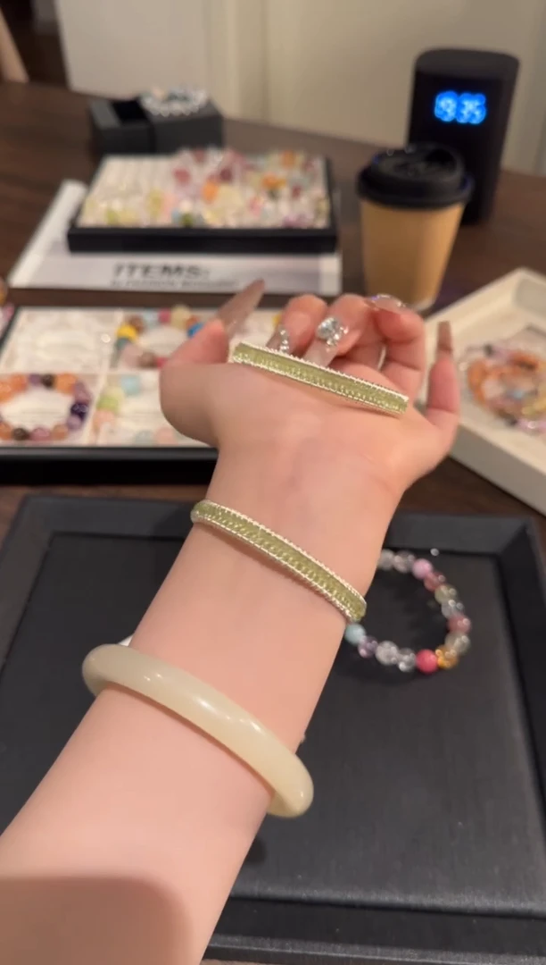 水晶手链合金绿色手镯x379