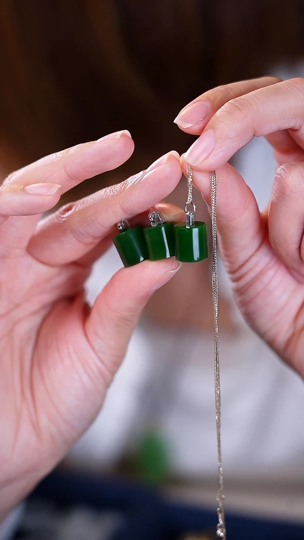 吊坠(赠链)18K金镶嵌和田玉【小涵专属】