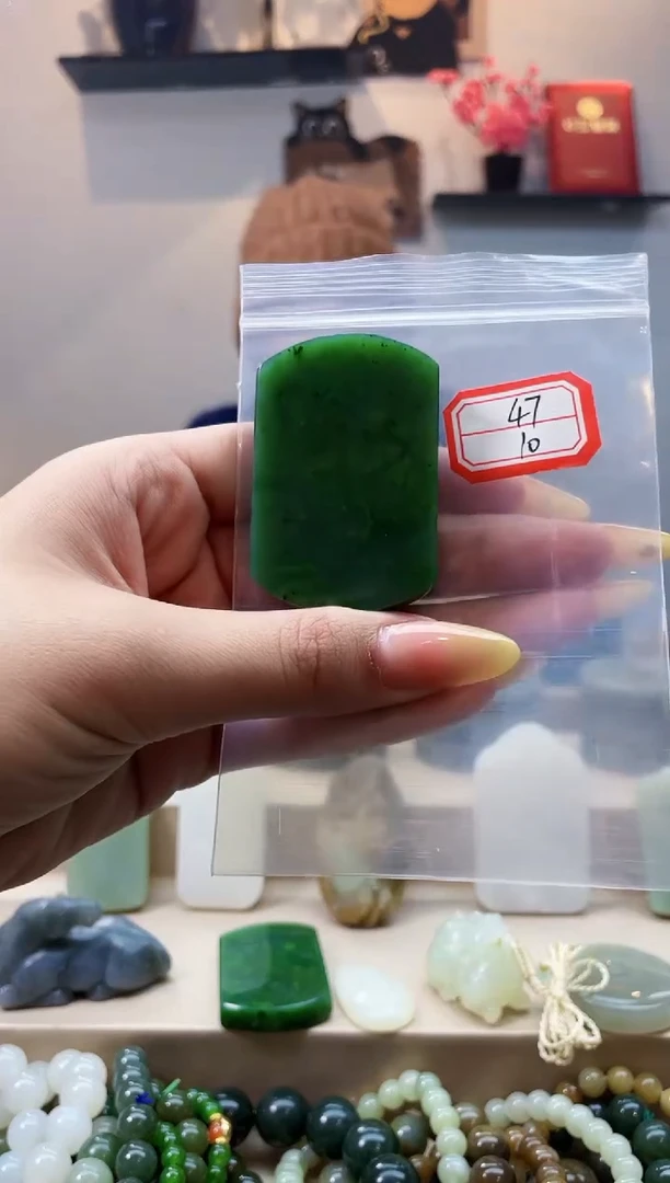 未镶嵌和田玉挂件1