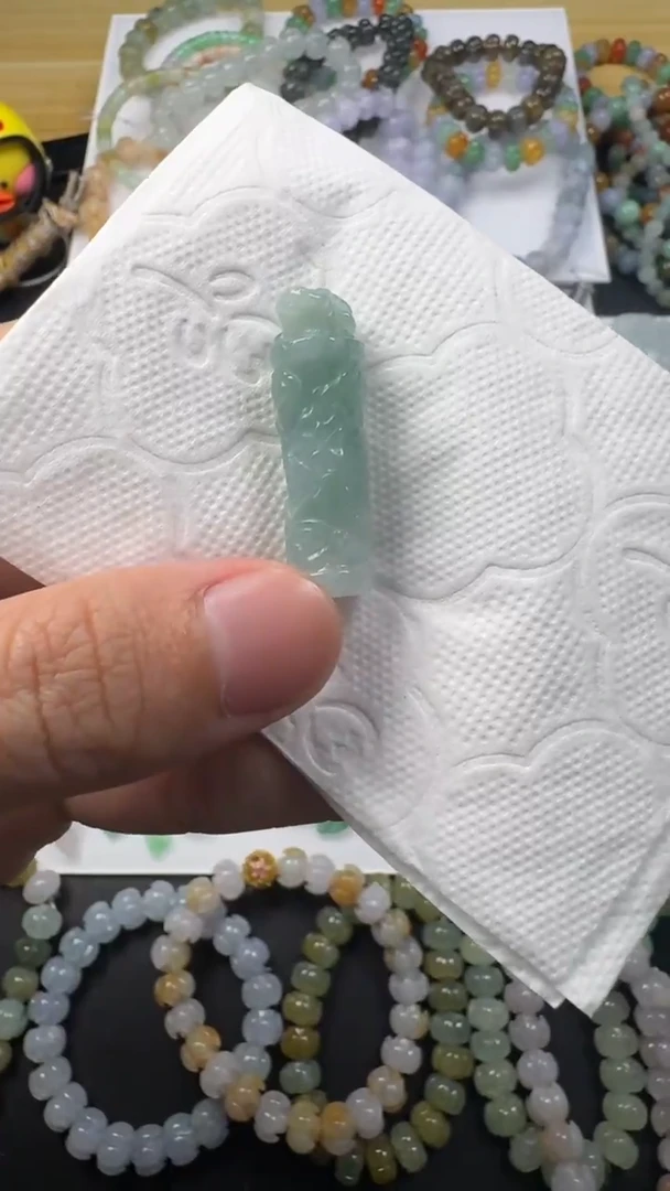 颈饰未镶嵌翡翠【闪购商品】 天然翡翠