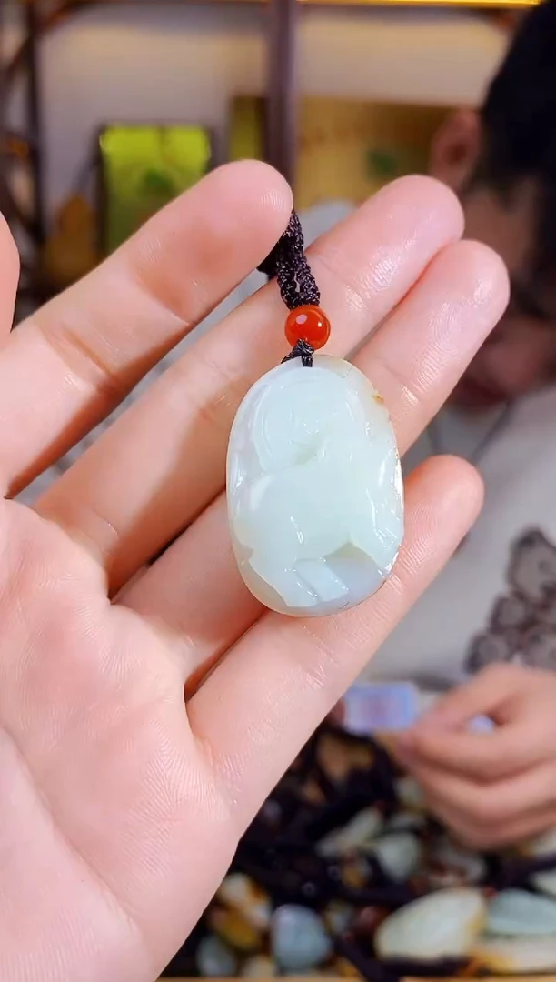 【闪购商品】和田玉颈饰未镶嵌1