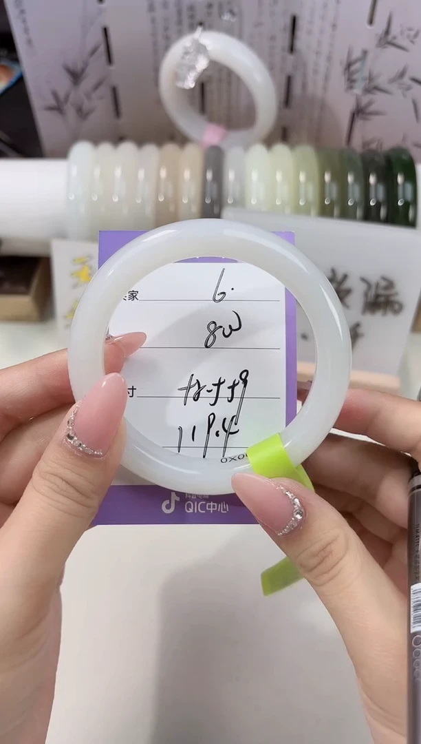未镶嵌手镯和田玉白玉06