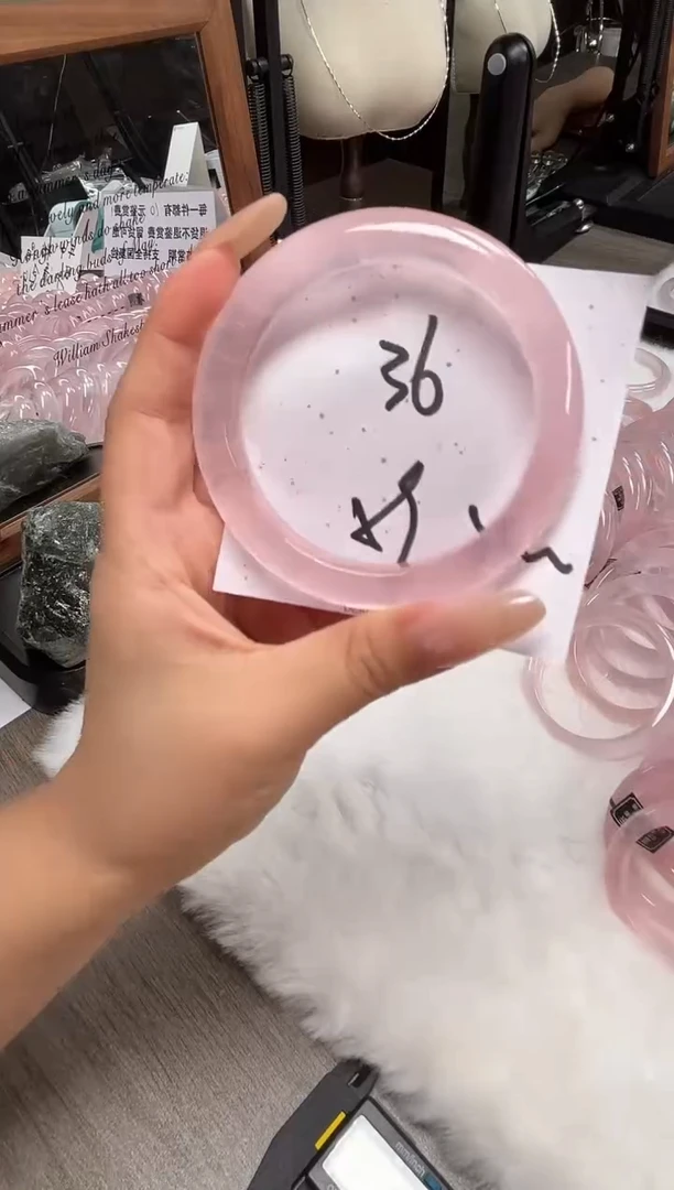 未镶嵌手镯水晶36粉水(清仓默认微瑕不扣细节)