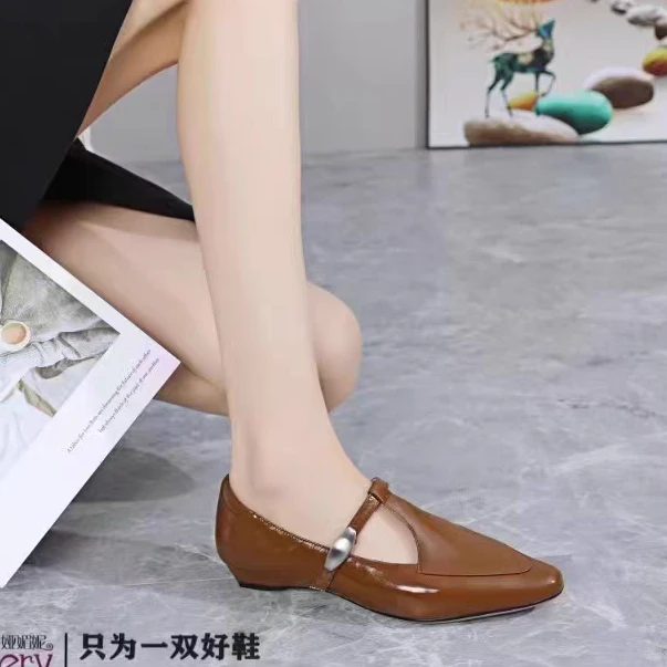 低跟牛皮单鞋5224401焦糖色