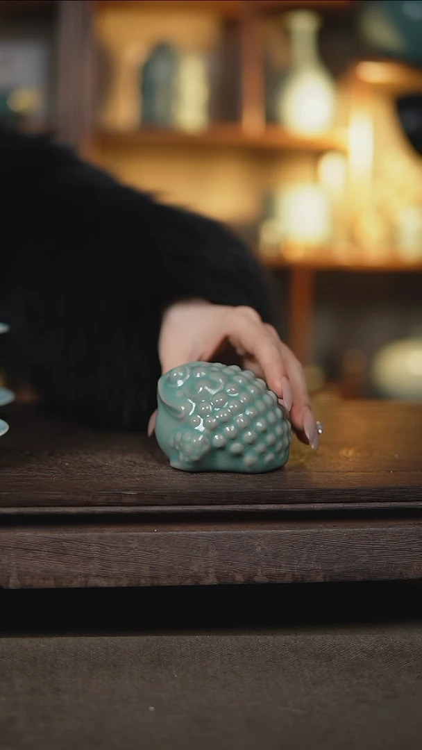 【闪购商品】杯仿古金蟾茶宠大瑕160
